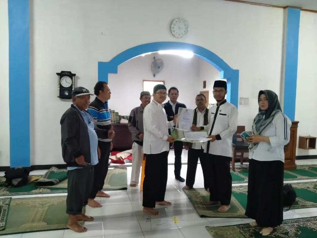 Serah Terima Sertifikat Kalibrasi Kiblat Masjid Jami' Ash-Shobariyah